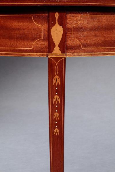 Thomas and Stephen Goddard A VERY RARE SIX LEG FEDERAL CARD TABLE