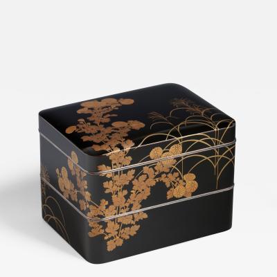Tiered Box with Chrysanthemum T 4035 