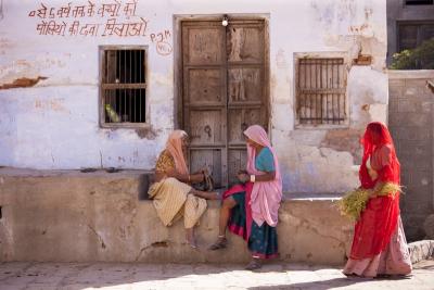 Tim Graham Narlai Women