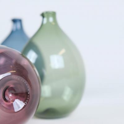 Timo Sarpaneva Set of Three Blue Green and Violet Bird bottles Timo Sarpaneva Iittala 1950s