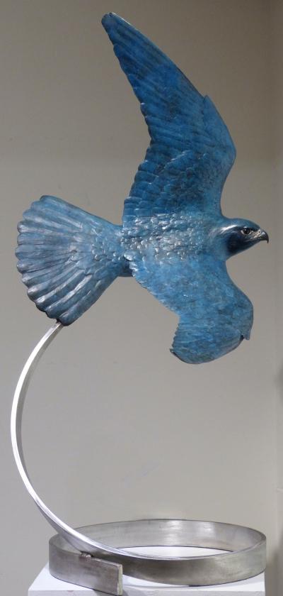 Tom Hjorleifson Pursuit life size peregrine falcon