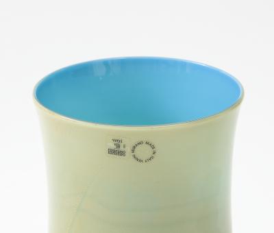 Tomaso Buzzi Large Scale Laguna Vase by Tomaso Buzzi for Venini