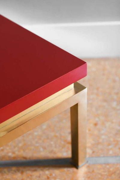 Tommaso Barbi China red lacquered coffee table with brass structure Tommaso Barbi Italy 1980
