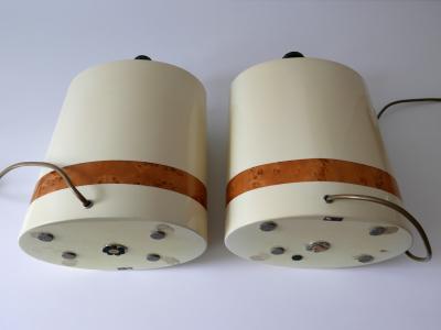 Tommaso Barbi Set of Two Elegant Mid Century Modern Table Lamps by Tommaso Barbi Italy 1970s