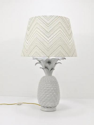 Tommaso Barbi Tommaso Barbi Style White Pineapple Hollywood Regency Table Lamp Italy 1970s
