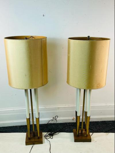 Tommi Parzinger MID CENTURY MODERNIST BRASS LAMPS IN THE MANNER OF TOMMI PARZINGER