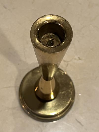 Tommi Parzinger MID CENTURY PAIR OF BRASS CANDLESTICKS IN THE MANNER OF TOMMI PARZINGER