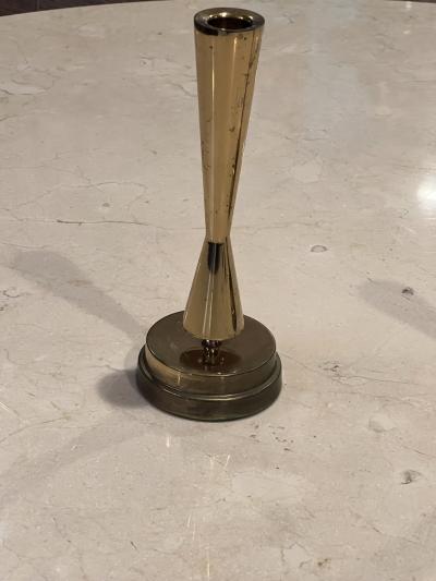 Tommi Parzinger MID CENTURY PAIR OF BRASS CANDLESTICKS IN THE MANNER OF TOMMI PARZINGER