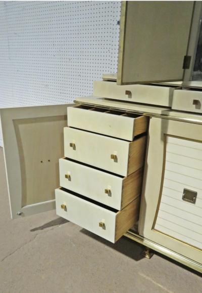 Tommi Parzinger STUNNING MID CENTURY MODERNIST BAR CABINET IN THE MANNER OF TOMMI PARZINGER