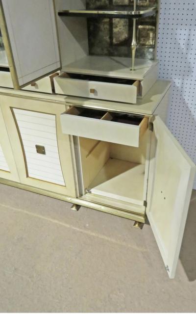 Tommi Parzinger STUNNING MID CENTURY MODERNIST BAR CABINET IN THE MANNER OF TOMMI PARZINGER