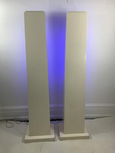 Tommi Parzinger TOMMI PARZINGER ILLUMINATED WOODEN COLUMNS