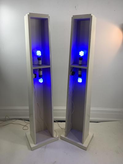 Tommi Parzinger TOMMI PARZINGER ILLUMINATED WOODEN COLUMNS