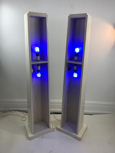 Tommi Parzinger TOMMI PARZINGER ILLUMINATED WOODEN COLUMNS