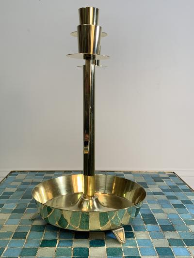 Tommi Parzinger TOMMI PARZINGER PAIR OF MODERNIST BRASS CANDLESTICKS