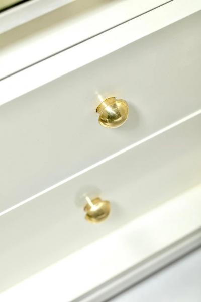 Tommi Parzinger Tommi Parzinger Bar Cabinet Lacquered in White Chocolate with Polished Brass