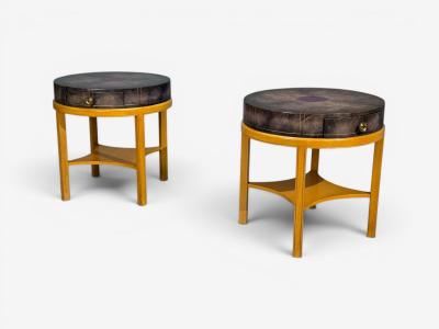Tommi Parzinger Tommi Parzinger Nightstands Bleached Mahogany Leather USA 1930s