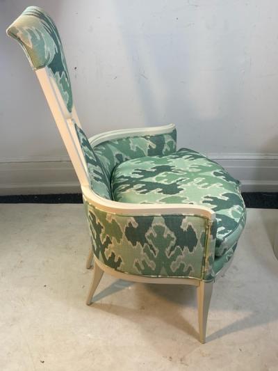 Tommi Parzinger UNUSUAL HOLLYWOOD REGENCY CHAIR IN THE MANNER OF TOMMI PARZINGER