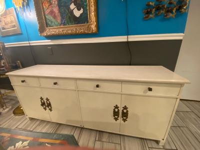 Tommi Parzinger WHITE MARBLE AND BRASS CREDENZA IN THE MANNER OF TOMMI PARZINGER