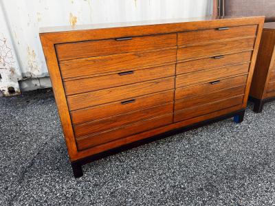 Tommy Bahama Tommy Bahama Walnut Ocean Club 6 Drawer Dresser