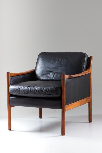 Torbjorn Afdal Scandinavian Midcentury Leather and Rosewood Lounge Chairs by Torbj rn Afdal