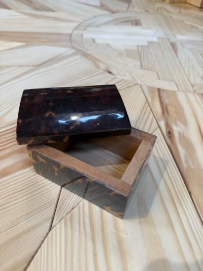 Tortoiseshell Pattern Lacquered Dome Top Trinket Box
