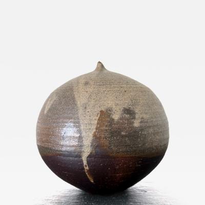 Toshiko Takaezu Ceramic Moon Pot with Rattle by Toshiko Takaezu