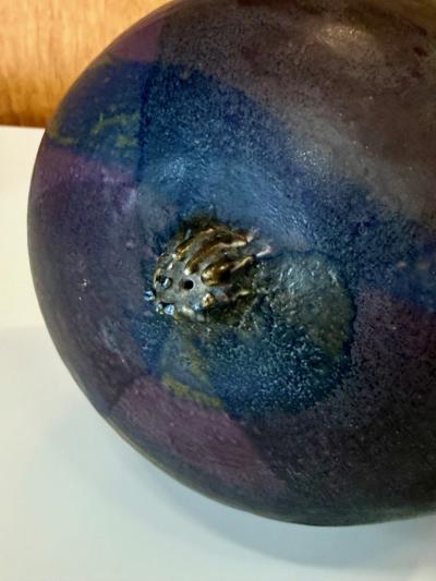 Toshiko Takaezu Closed Form Ceramic Moon Pot with Rattle by Toshiko Takaezu