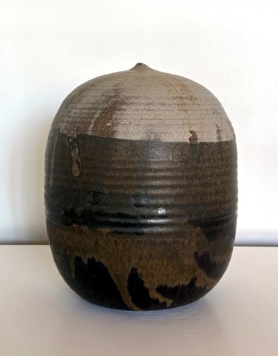 Toshiko Takaezu Important Storied Tall Ceramic Pot with Rattle and Handprints by Toshiko Takaezu