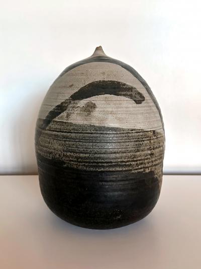 Toshiko Takaezu Storied Tall Ceramic Pot with Rattle and Fingerprints by Toshiko Takaezu