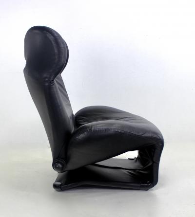 Toshiyuki Kita Exceptional Italian Modern Wink Recliner by Toshiyuki Kita for Cassina