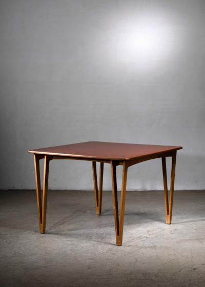 Tove Edvard Kindt Larsen Danish game table