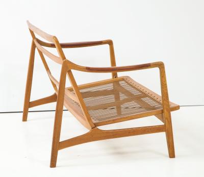 Tove Edvard Kindt Larsen Tove Edvard Kindt Larsen Teak and Oak Settee circa 1950s