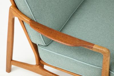 Tove Edvard Kindt Larsen Tove Edvard Kindt Larsen Teak and Oak Settee circa 1950s
