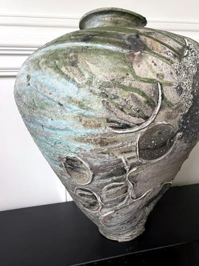 Tsujimura Yui Massive Ceramic Jar Tsubo by Japanese Potter Tsujimura Yui