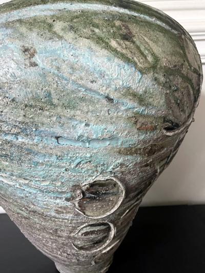 Tsujimura Yui Massive Ceramic Jar Tsubo by Japanese Potter Tsujimura Yui