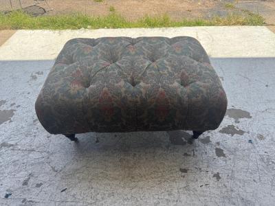 Tufted Upholstered Ottoman