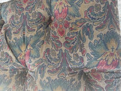 Tufted Upholstered Ottoman