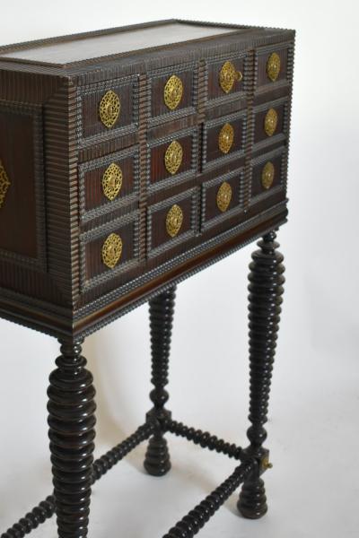 Turned wood cabinet XIXth c 