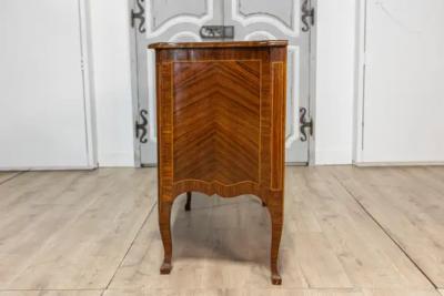 Tuscan 1890s Walnut and Mahogany Four Drawer Commode with Banding Inlay