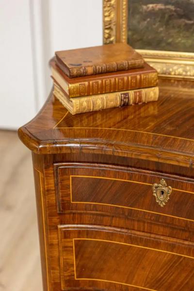 Tuscan 1890s Walnut and Mahogany Four Drawer Commode with Banding Inlay