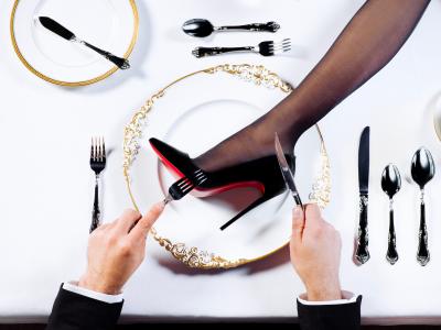 Tyler Shields High Heel Plate