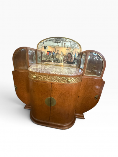 UNIQUE ART DECO BIRDSEYE MAPLE CABINET MIRROR BEVELED GLASS BRASS CURIO CASES