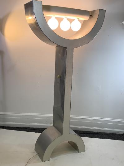 UNIQUE MODERNIST POP ART WOOD AND ALUMINUM FLOOR LAMP