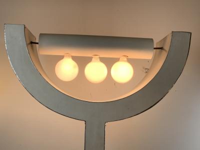 UNIQUE MODERNIST POP ART WOOD AND ALUMINUM FLOOR LAMP