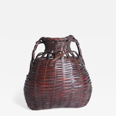 Ueda Shounsai Hanging Flower Basket in the Form of a Fisherman s Creel T 2301 