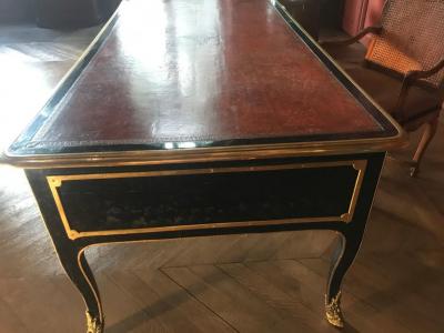 Unique Regence Desk