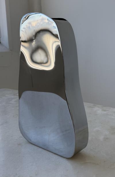 Unique vase made of Stainless Steel by Pepe Valenti
