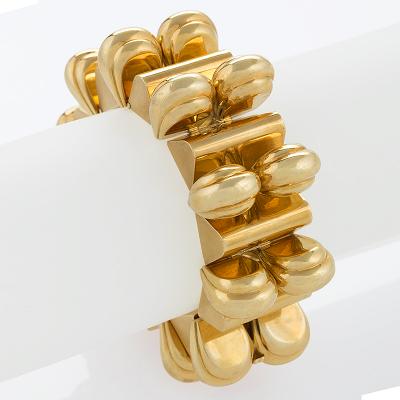 Universal Gen ve Mid 20th Century Wide Gold Bracelet