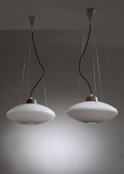 Uno Osten Kristiansson Uno Osten Kristiansson pair of pendants