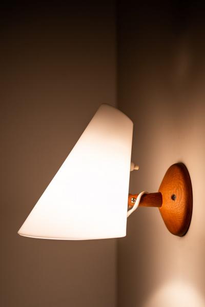 Uno Osten Kristiansson Wall Lamps Produced by Luxus